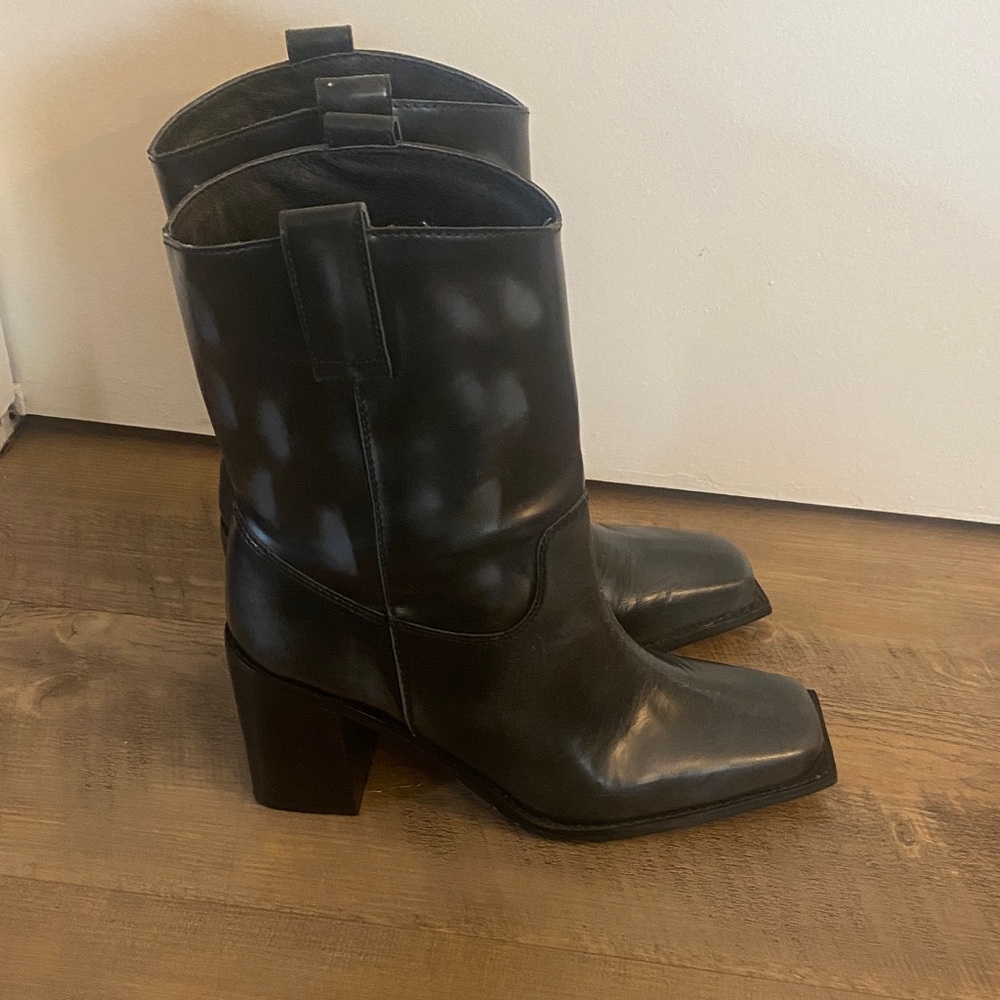 Matisse Dane Black Leather Women's Boots